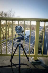 29 km/h zu schnell auf der Autobahn kann verschiedene Sanktionen bedeuten.