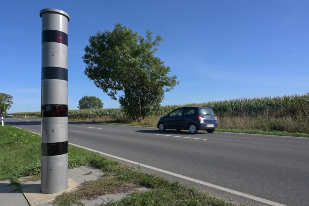 31 km/h zu schnell innerorts und außerorts Bußgelder