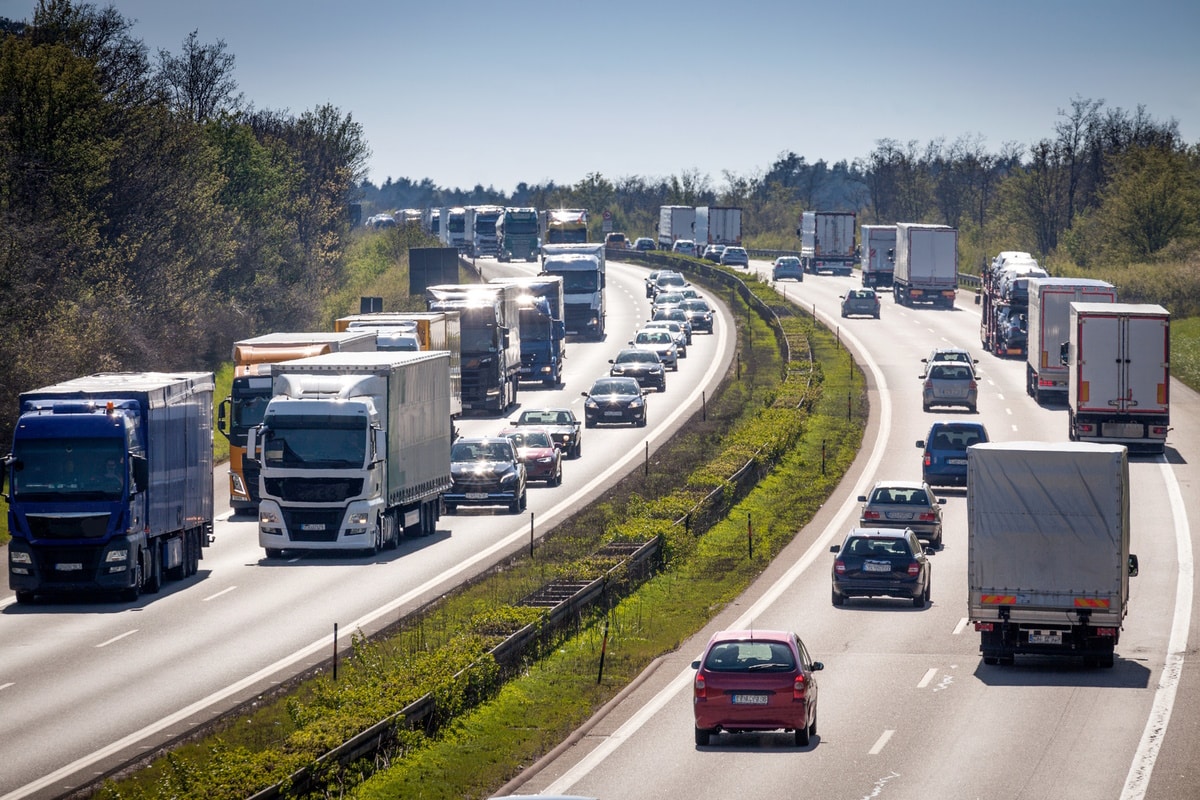 Zu Schnell Auf Der Autobahn