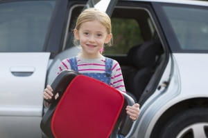 Nach etwa fünf Jahren hat ein Autositz für Kinder für immer ausgedient.