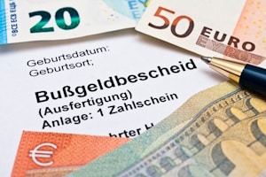 Es droht ein Bußgeld, wenn "Anlieger frei" missachtet wird.