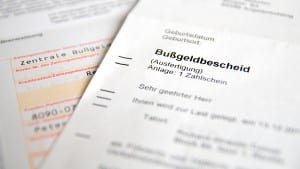 Gegen einen inhaltlich oder formal nicht vollständigen Bußgeldbescheid Einspruch einlegen