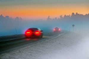 Fahrerflucht begeht ein Verkehrsteilnehmer, der sich unerlaubt vom Unfallort entfernt.