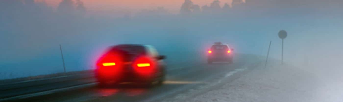 Fahrerflucht begeht ein Verkehrsteilnehmer, der sich unerlaubt vom Unfallort entfernt.