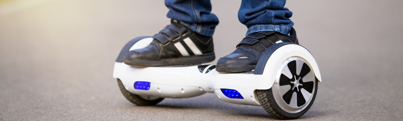 Header Hoverboard im Straßenverkehr