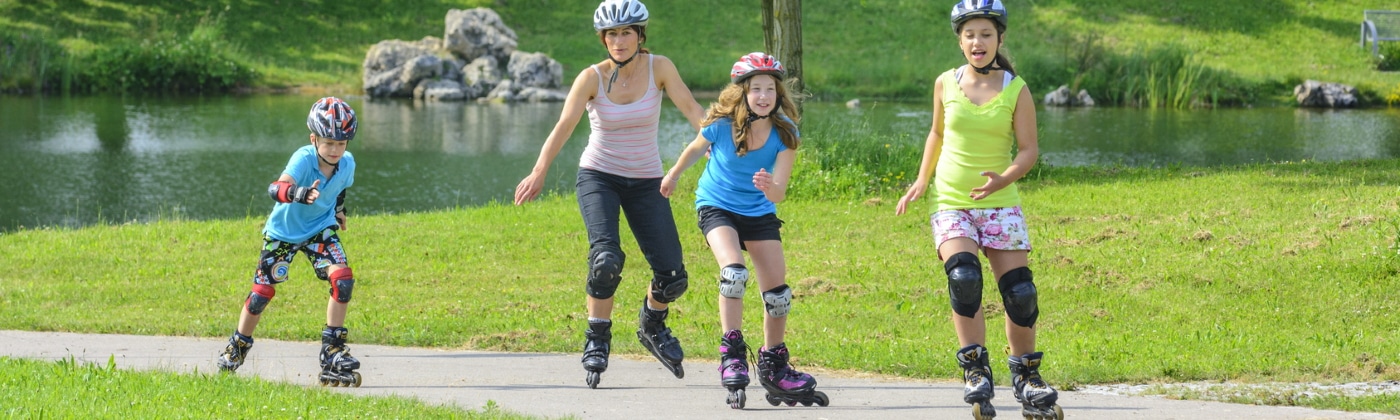 Header Inline-Skates im Straßenverkehr