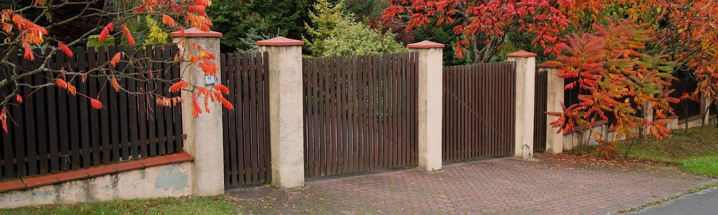 Header Parken gegenüber Grundstückseinfahrt