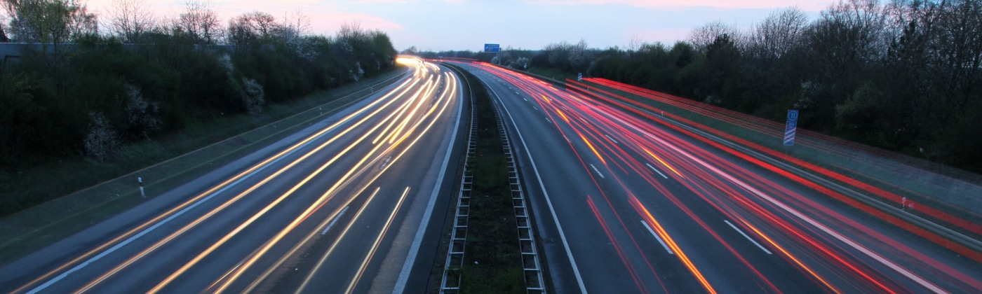 TCS und bfu warnen: Jedes zweite Kind ist im Auto falsch gesichert