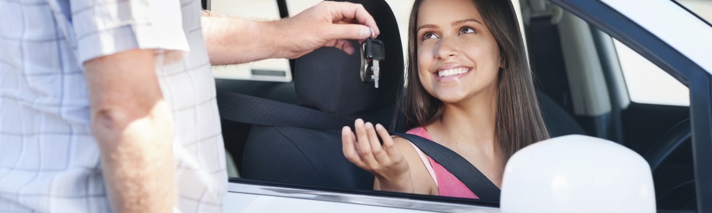 Was geschieht, wenn Sie einen Unfall bauen, ohne einen gültigen Führerschein zu besitzen?