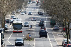 Innerorts 12 km/h zu viel: Was kann das kosten?