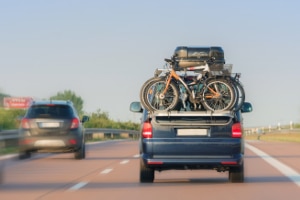 Der deutsche Führerschein reicht aus, um auf Island ein Auto fahren zu dürfen.