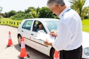 Um einen mexikanischen Führerschein umschreiben zu lassen, ist eine theoretische und eine praktische Prüfung notwendig.