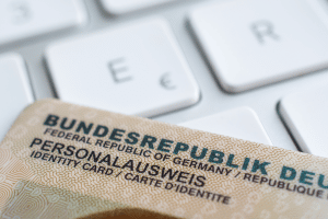 Um Ihren Punktestand im Punkteregister abzufragen, müssen Sie Ihren Personalausweis bereithalten.