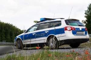 Der reine Besitz von Radarwarner-Geräten ist erlaubt. Die Nutzung wird jedoch von der Polizei verfolgt.