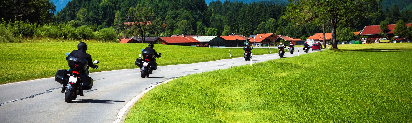 Headerbild schwanger motorradfahren