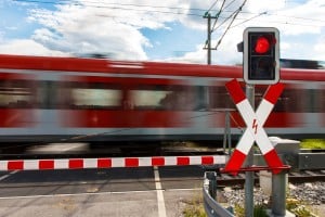 Ein Unfall am Bahnübergang endet meist tödlich.