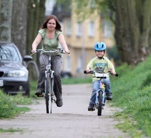 Verkehrsregeln sollten für Kinder ein wichtiger Bestandteil der Erziehung sein.