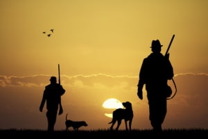 Das Waffengesetz sieht zum Schalldämpfer besondere Vorschriften für Jäger vor.